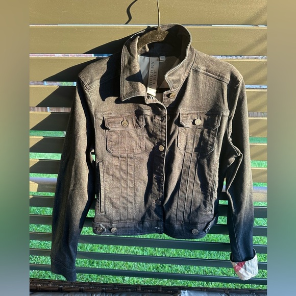 Burberry blue wash Denim Jacket size 12 runs small - Picture 4 of 11
